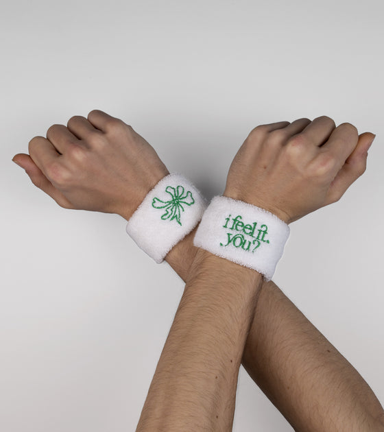 Men's unique and cool  flower printed tennis wristbands to stand out